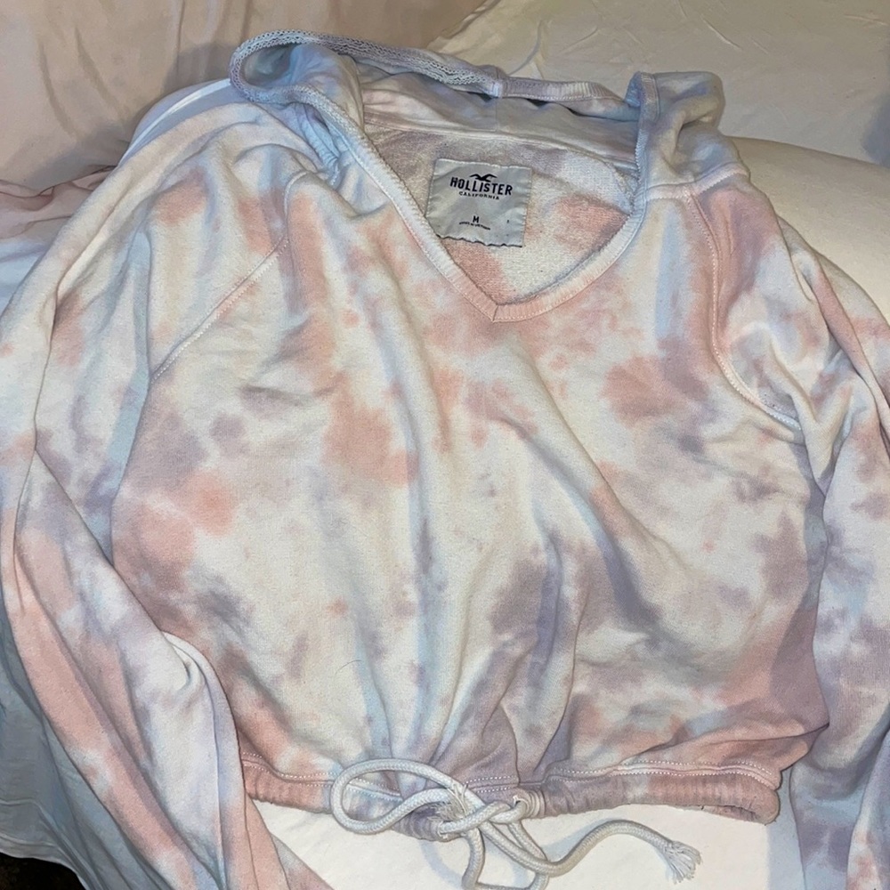 Holister cropped hoodie drawstring